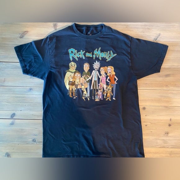 Rick and Morty Men’s Large Short Sleeve T-Shirt Retail: $30 - Picture 1 of 6